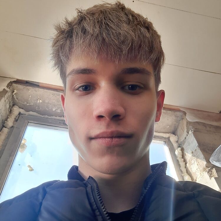  53892131  Satora, 22 ,    