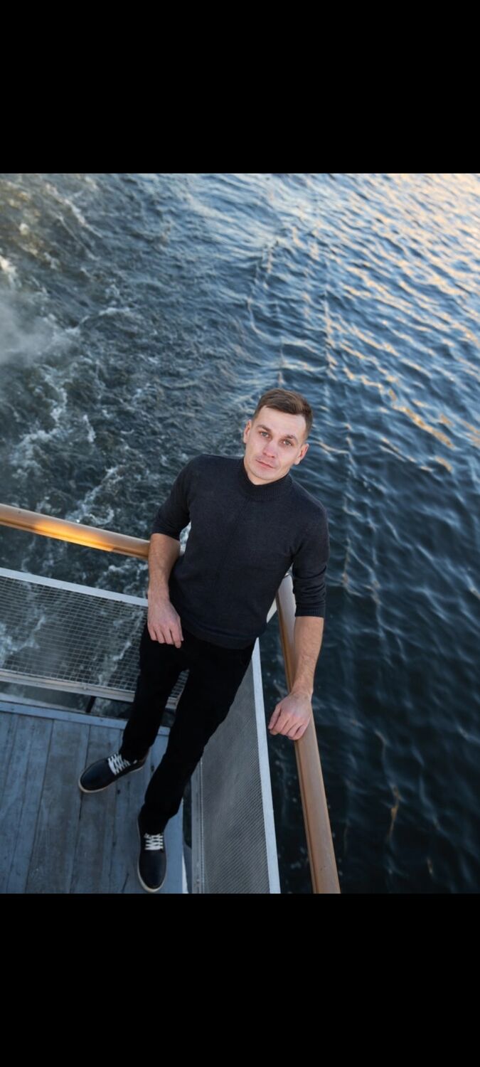  26203801  Alexey, 35 ,    