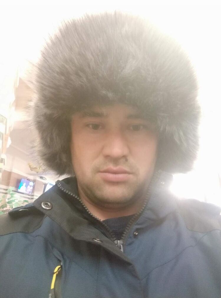  21567681  DAVRONBEK, 37 ,    