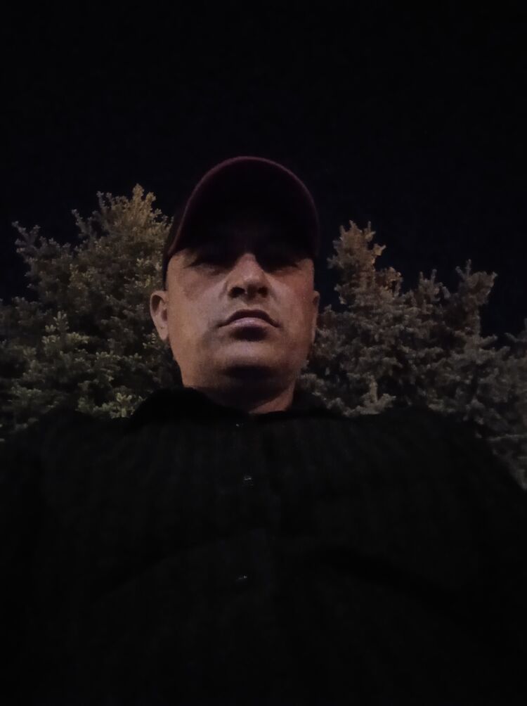  43899521  Murat, 41 ,    