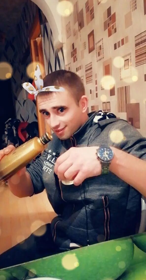  ,   Kolan, 29 ,   ,   
