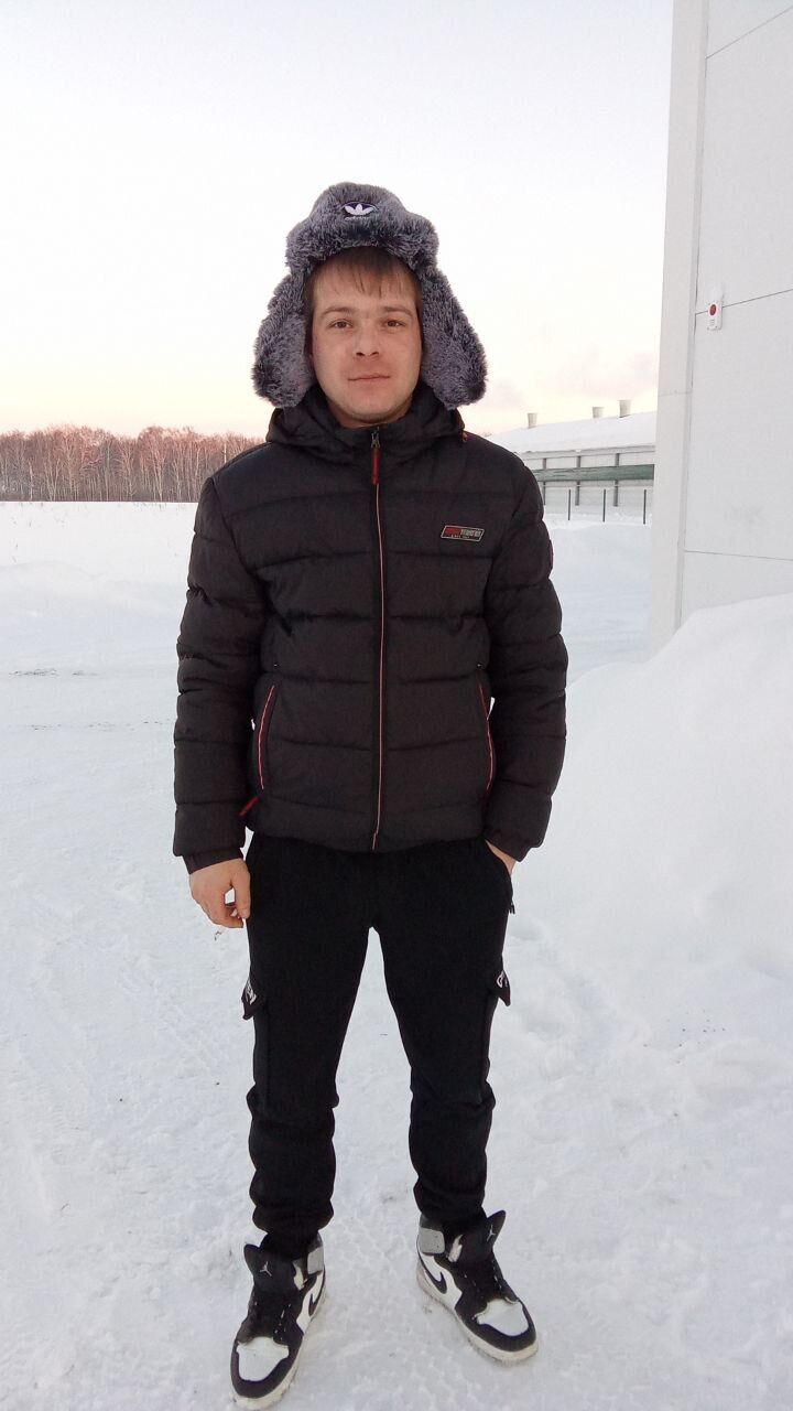 ���� 40743861 ������� �����, 32 ����, ���� ���������� � ������