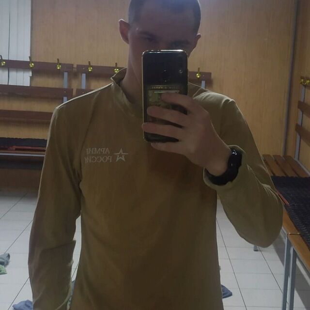  43047261  , 21 ,    