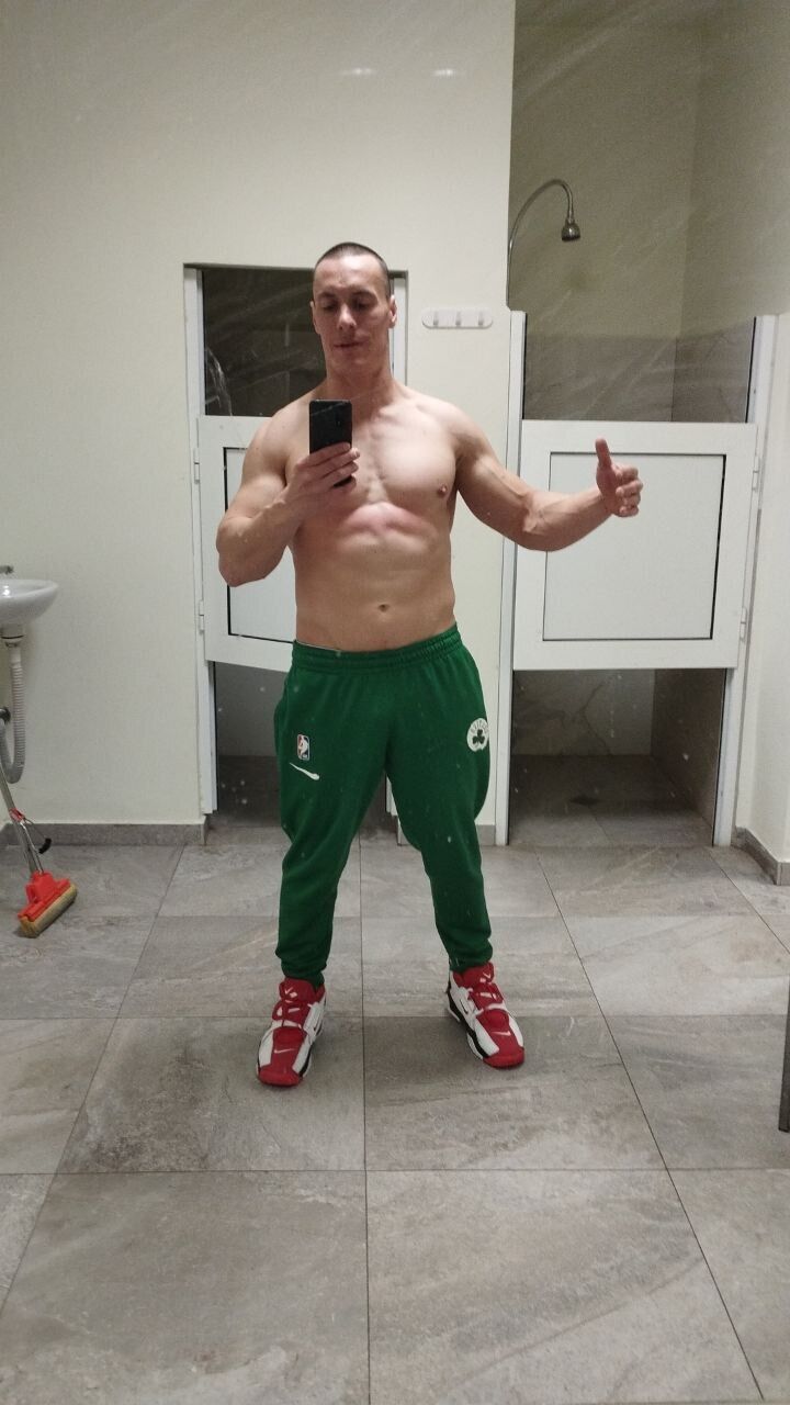  32523431  Pussylicker, 31 ,    