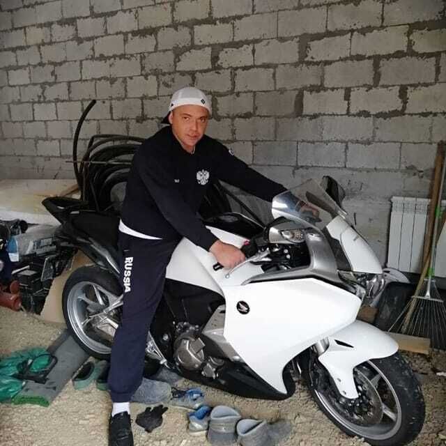  49783951  , 39 ,    