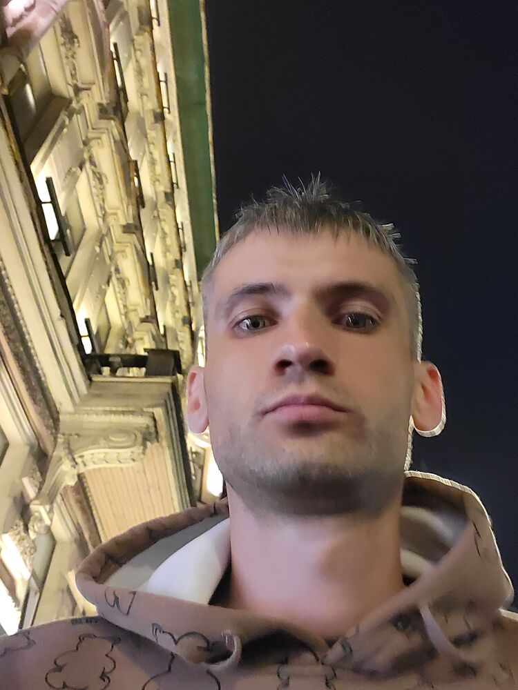  44094381  , 31 ,    