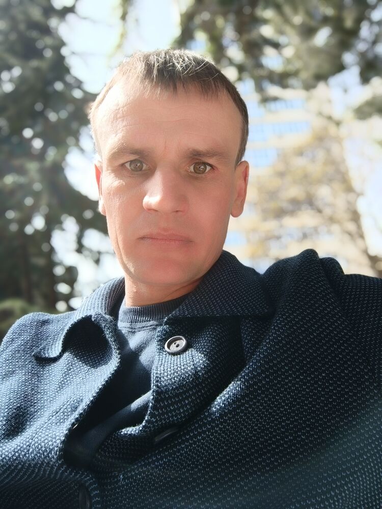  ,   Georgiy, 39 ,   ,   , c , 