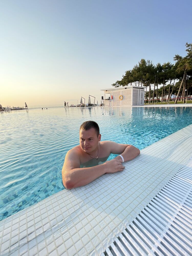  34768751  Ruslan, 35 ,    