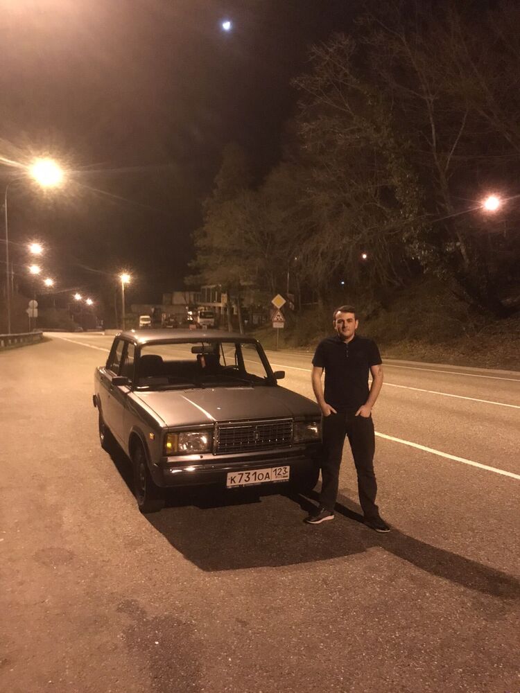  33117071  Ovik, 27 ,    