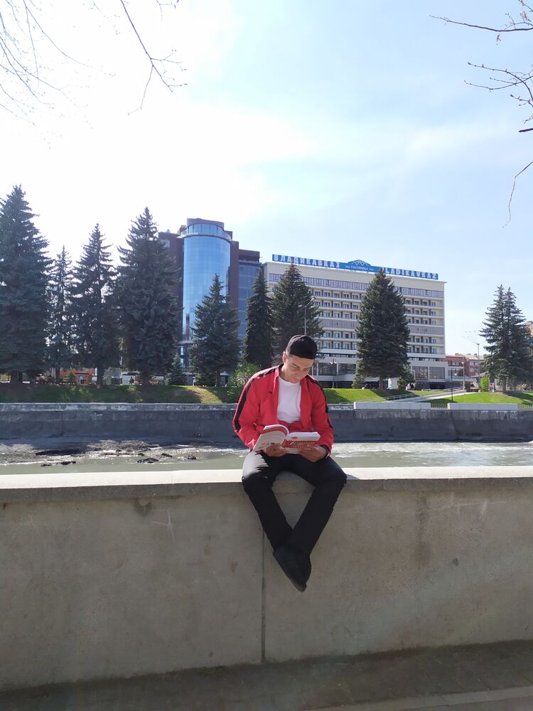  ,   Rustam, 30 ,   ,   , c 