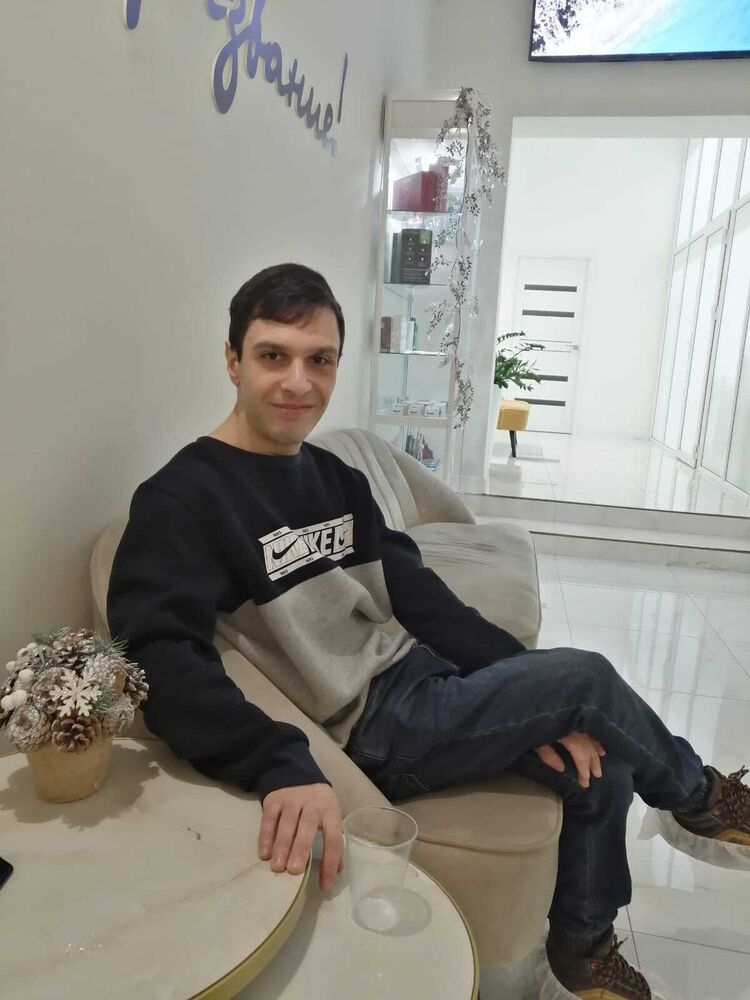  42224971  Edmon, 28 ,    --
