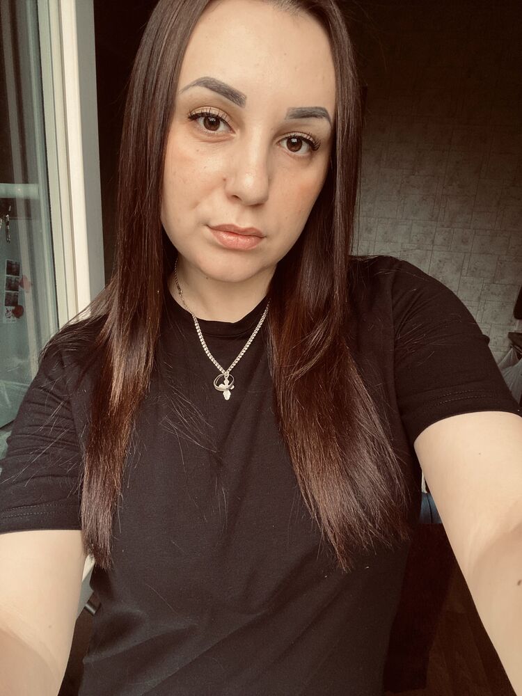  52924061  , 28 ,    