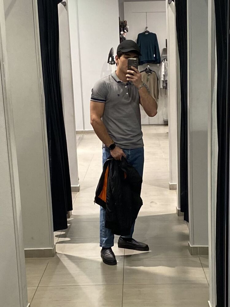  33852281  , 26 ,    