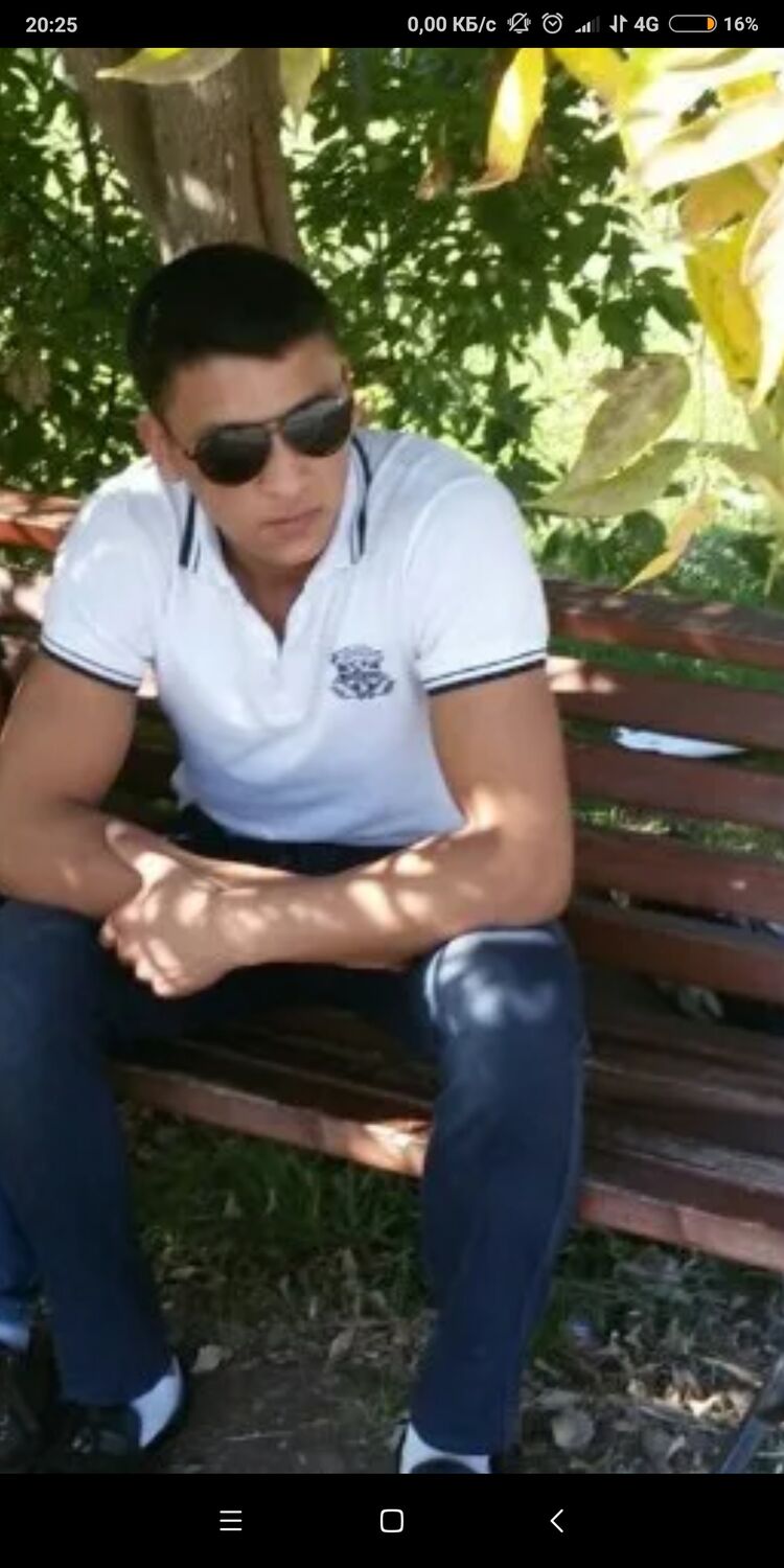  34589391  Makhamadjon, 30 ,    