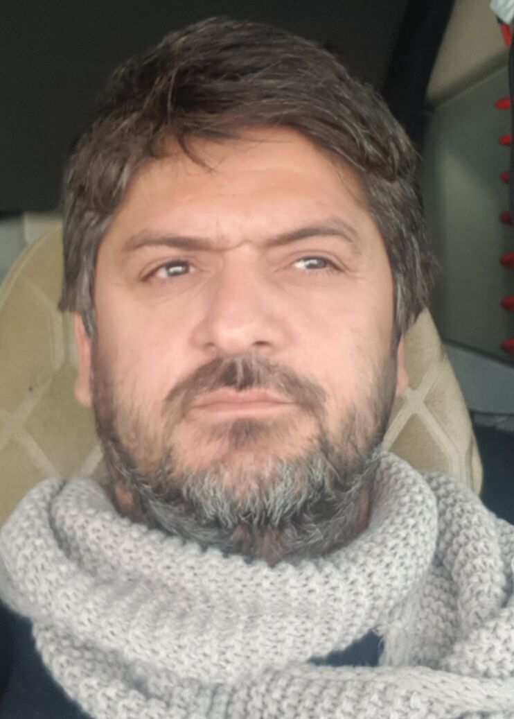  54700301  Bulent, 47 ,    Tuzla