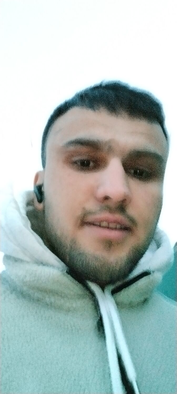  42703861  Murat, 31 ,    