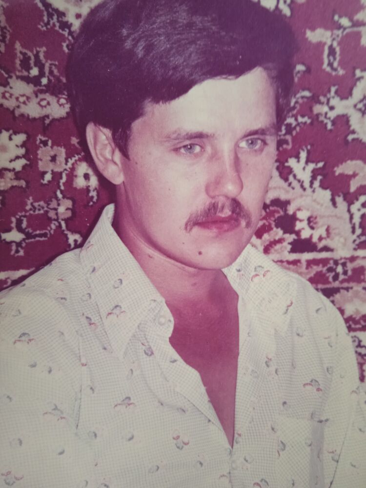  29641461  Vladimir, 69 ,    