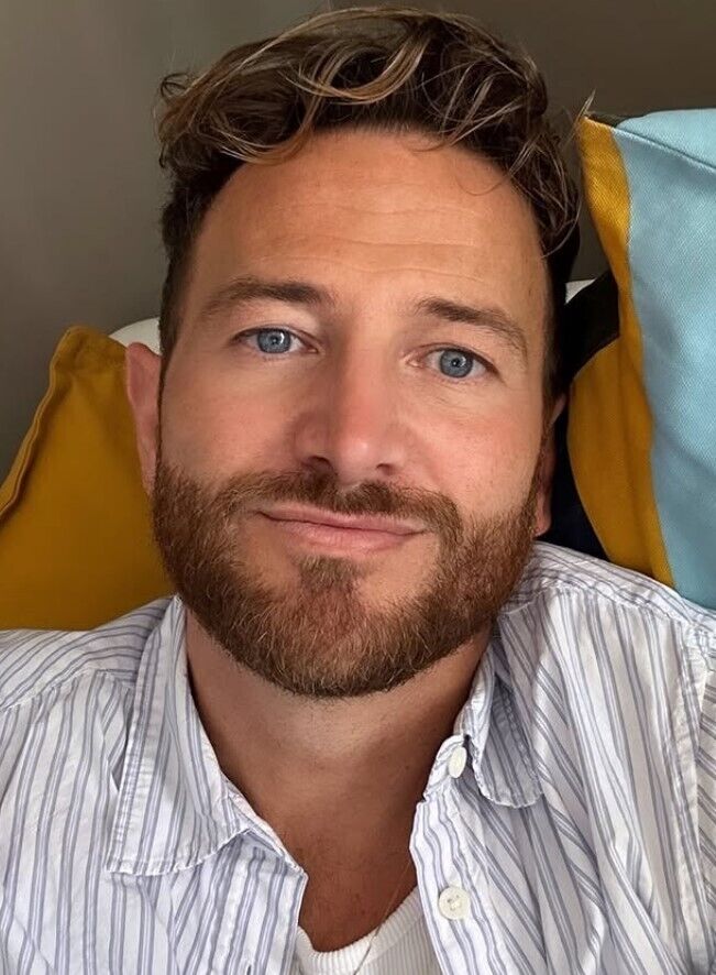  54524761  , 37 ,    Edmundston