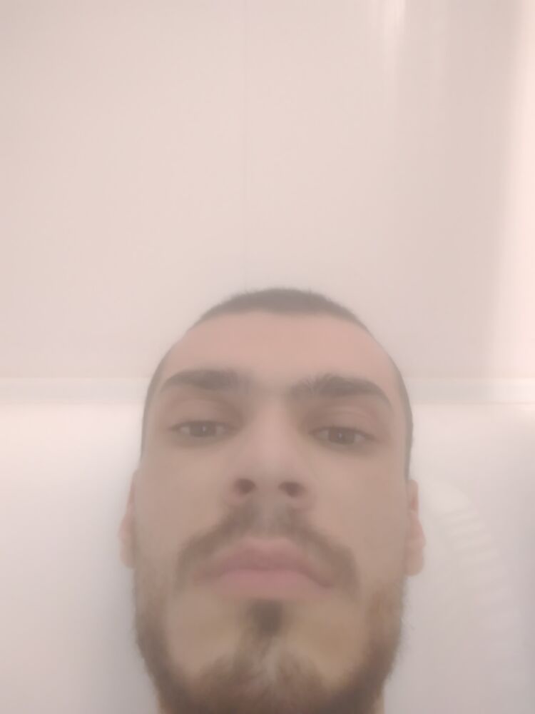  50427531  Robert, 28 ,    