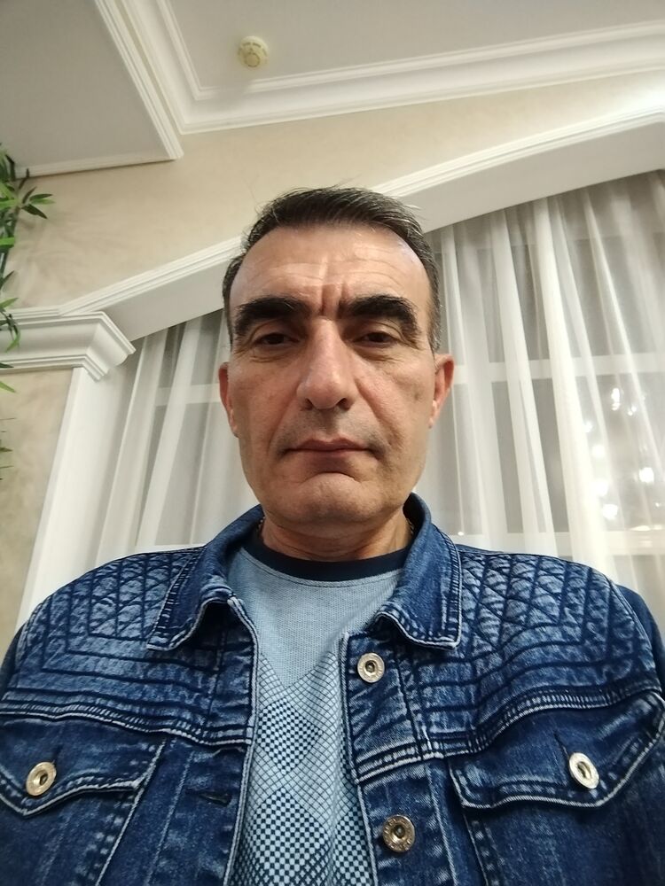  42363311  , 49 ,    