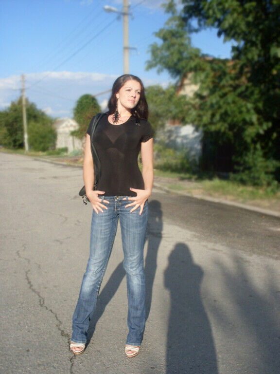  25069891  NikaDeee, 36 ,    