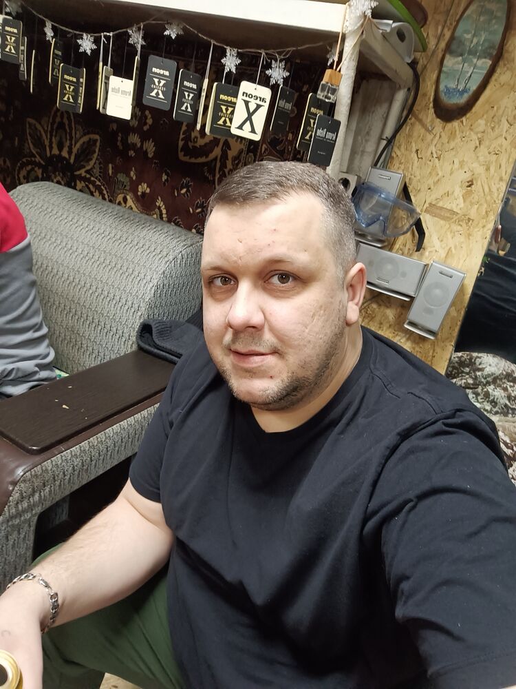  ,   Stanislav, 38 ,   ,   , c 