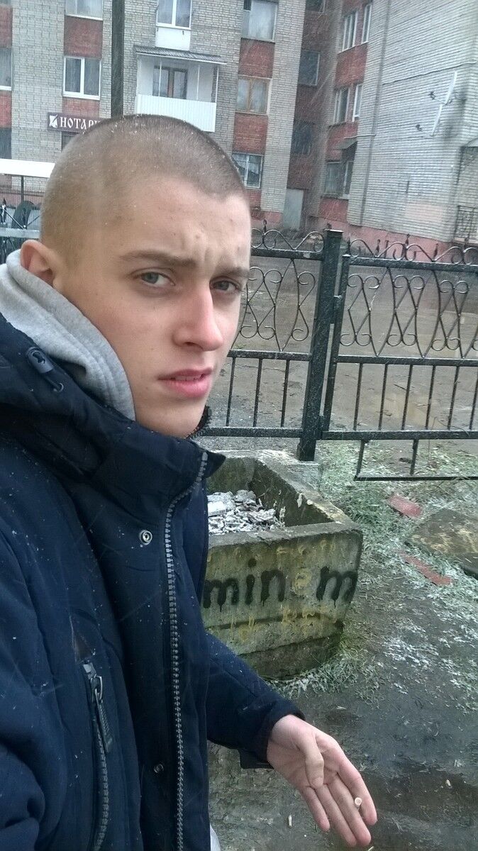  11028771  Ivan, 26 ,    