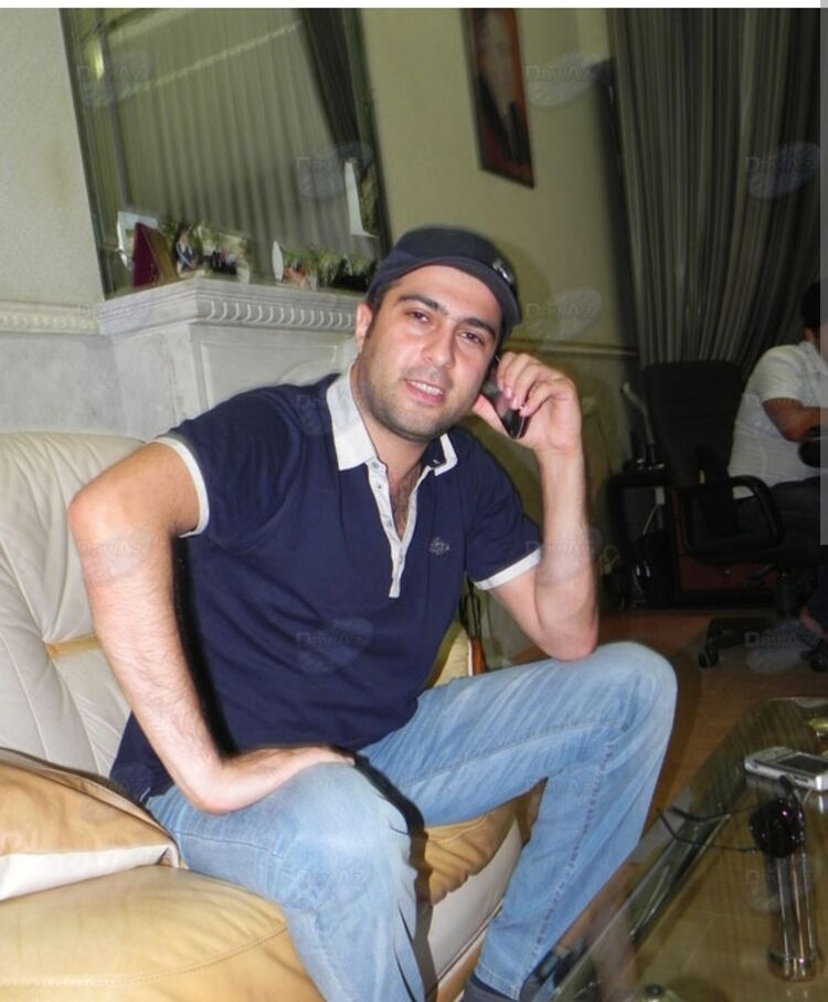  ,   Kamil, 43 ,   ,   