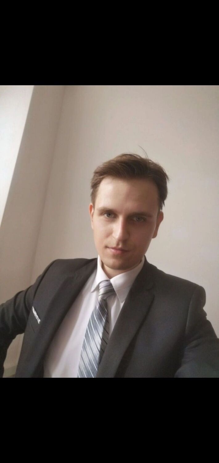  48761641  Igor, 31 ,    