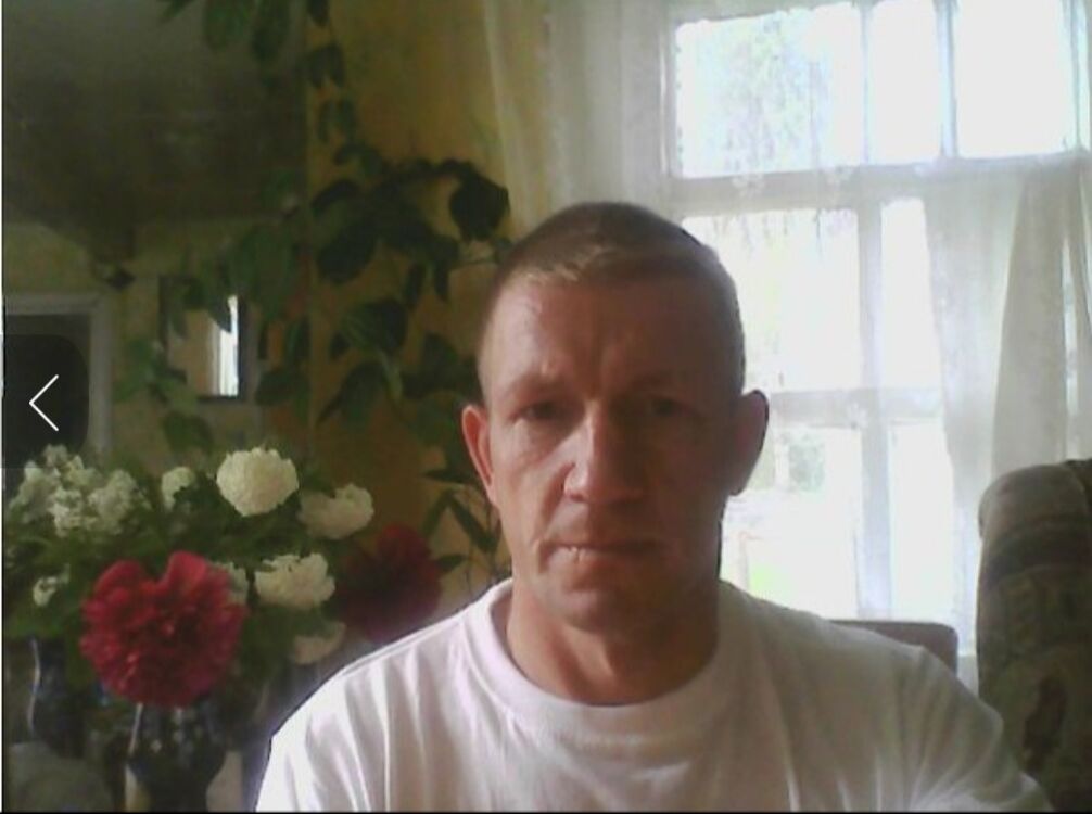  42281081  Sergei, 50 ,    