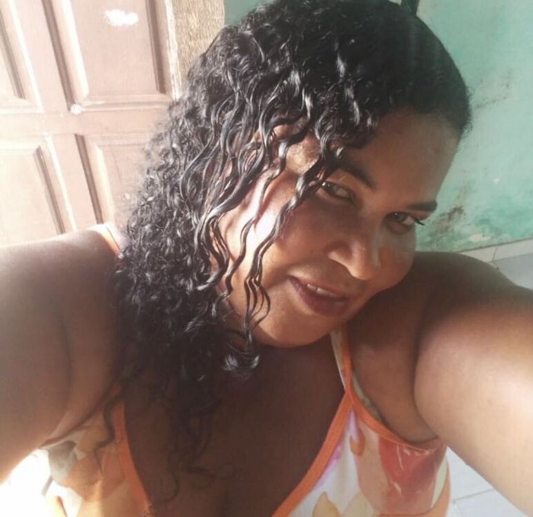 --,   Andressa, 25 ,   ,   