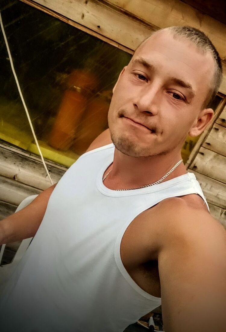  52990941  Uyra, 30 ,    