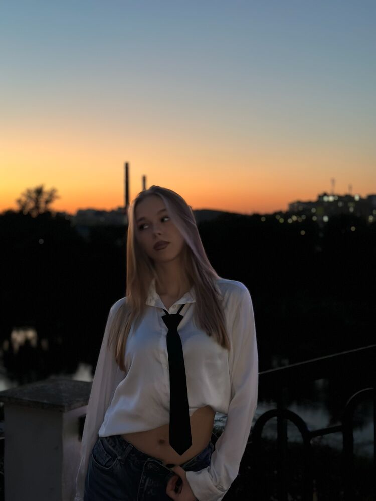  --,   , 23 ,     , c 