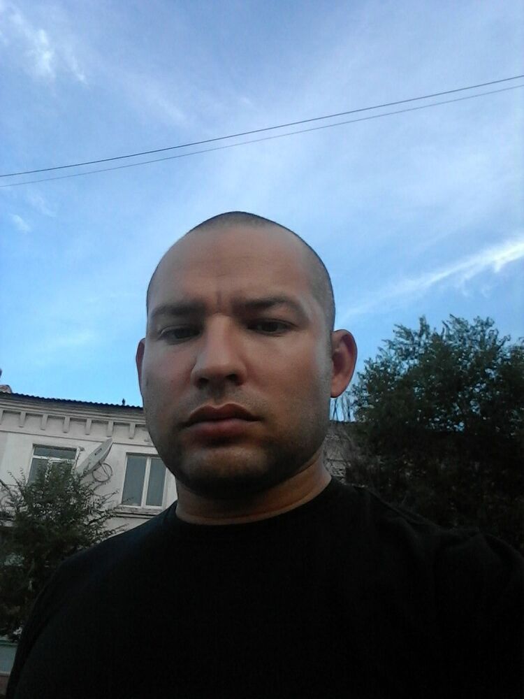  8807981  , 37 ,    