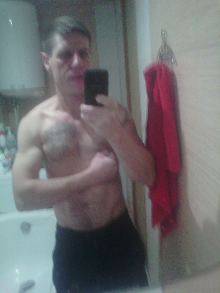  14772341  Jon, 41 ,    