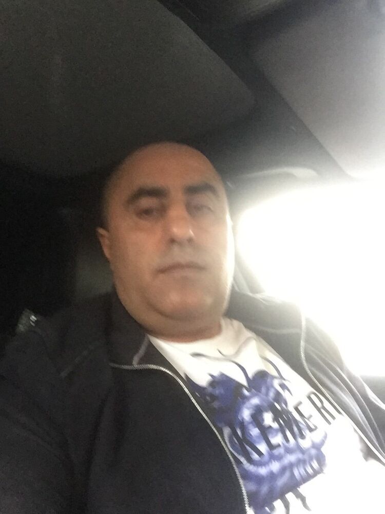  8164191  Garik, 51 ,    