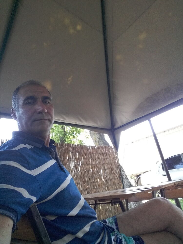  20519031  Mahbob, 47 ,     