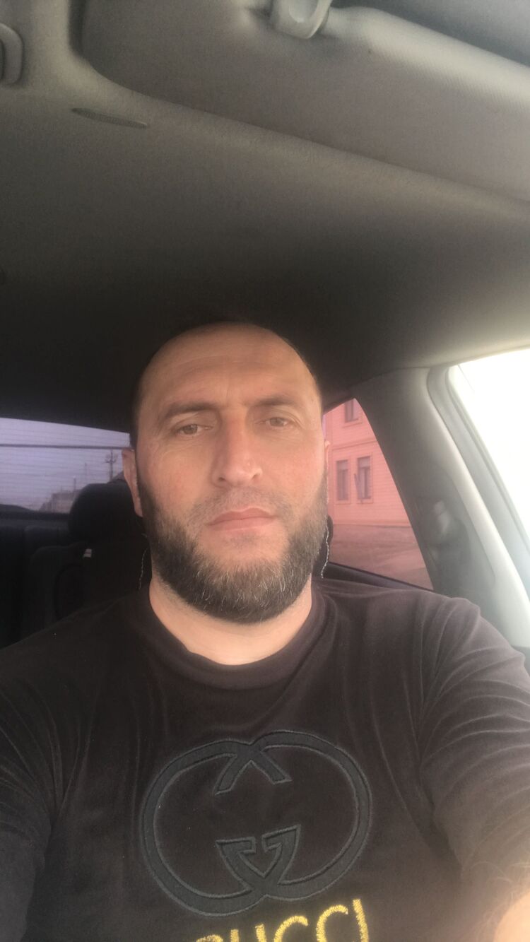  41216981  , 42 ,    