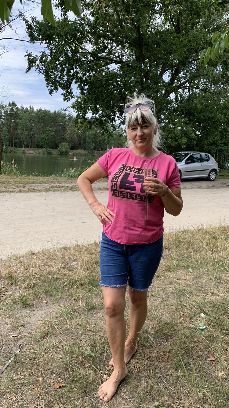  36459051  Lyubov, 54 ,    