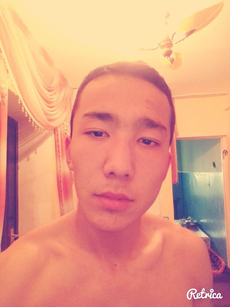 ,   TYONBILLY, 32 ,  