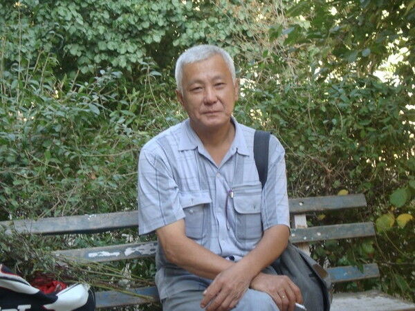  7332481  A, 65 ,    