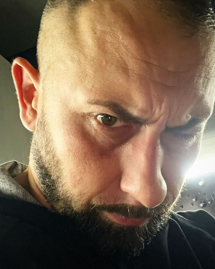  33201081  Paul, 40 ,    