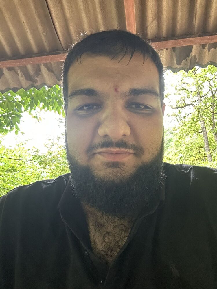  37568391  Vazir, 32 ,    