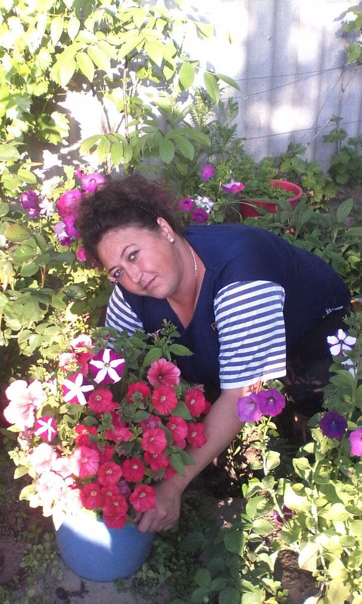  ,   Lenok, 39 ,  