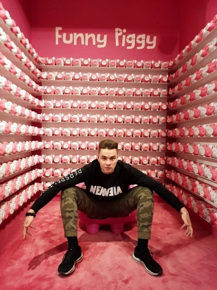  ,   , 28 ,   , 