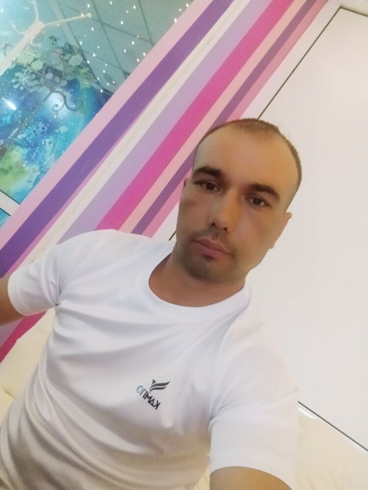  43382851  , 37 ,    