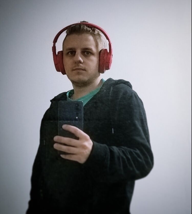  ,   Ivan, 26 ,   ,   
