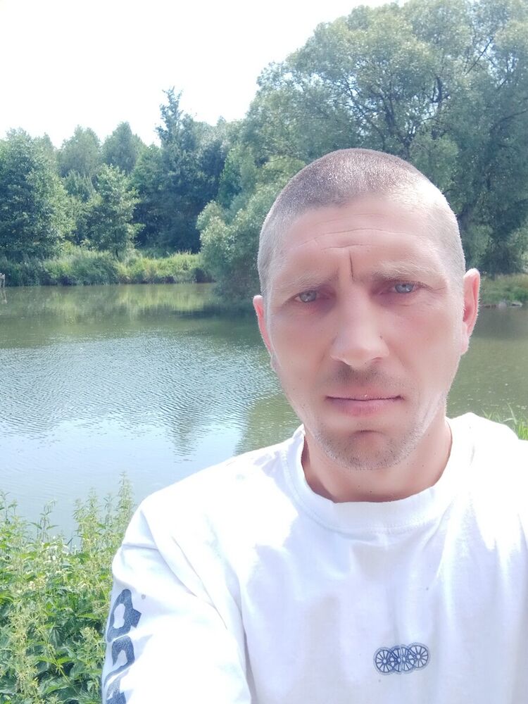  20963451  Nikolai, 39 ,    