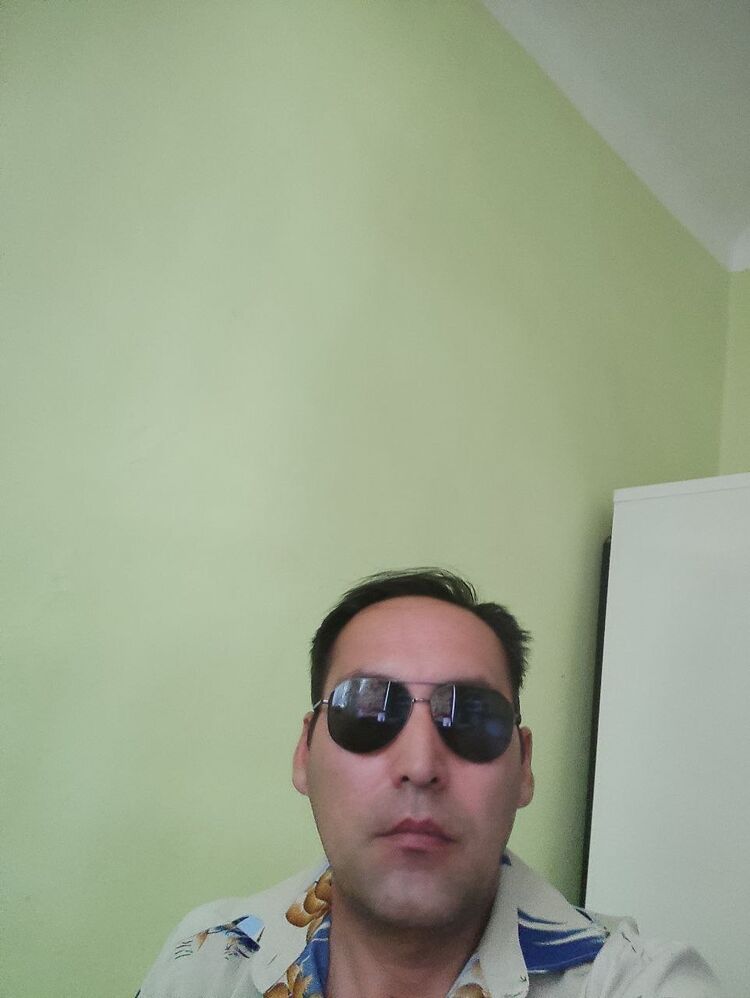  36703771  Ikrom, 46 ,    