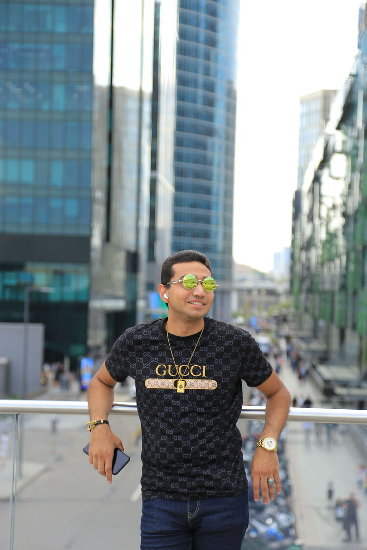  50883851  Gucci Gang, 28 ,    --